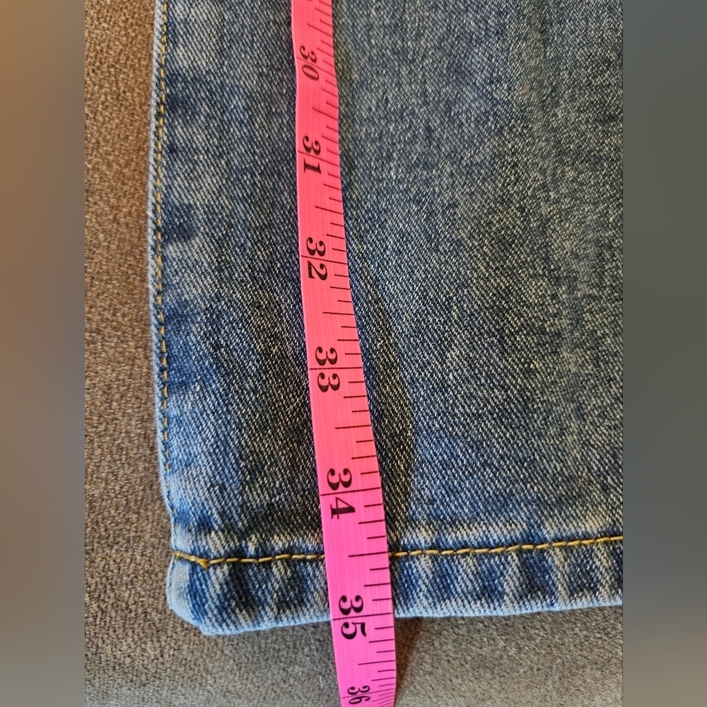 Fashion Nova Floria Baggy Wide Leg Light/Med Wash Jeans Size 11 - Picture 15 of 16